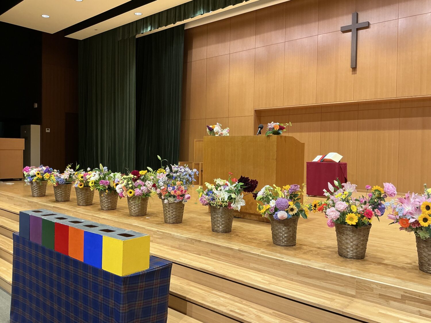 【花の日礼拝～６月の学校】